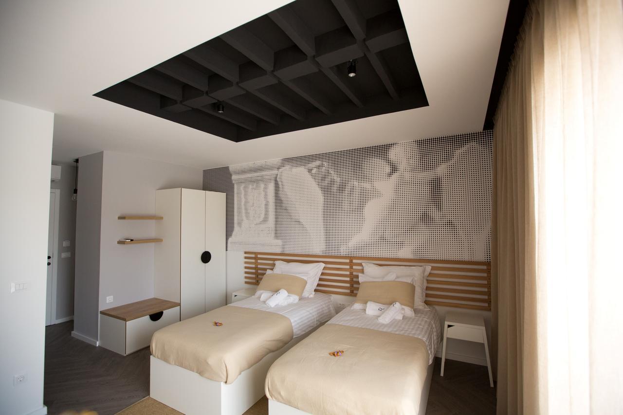 Domus Romana Lux Bed & Breakfast 4*